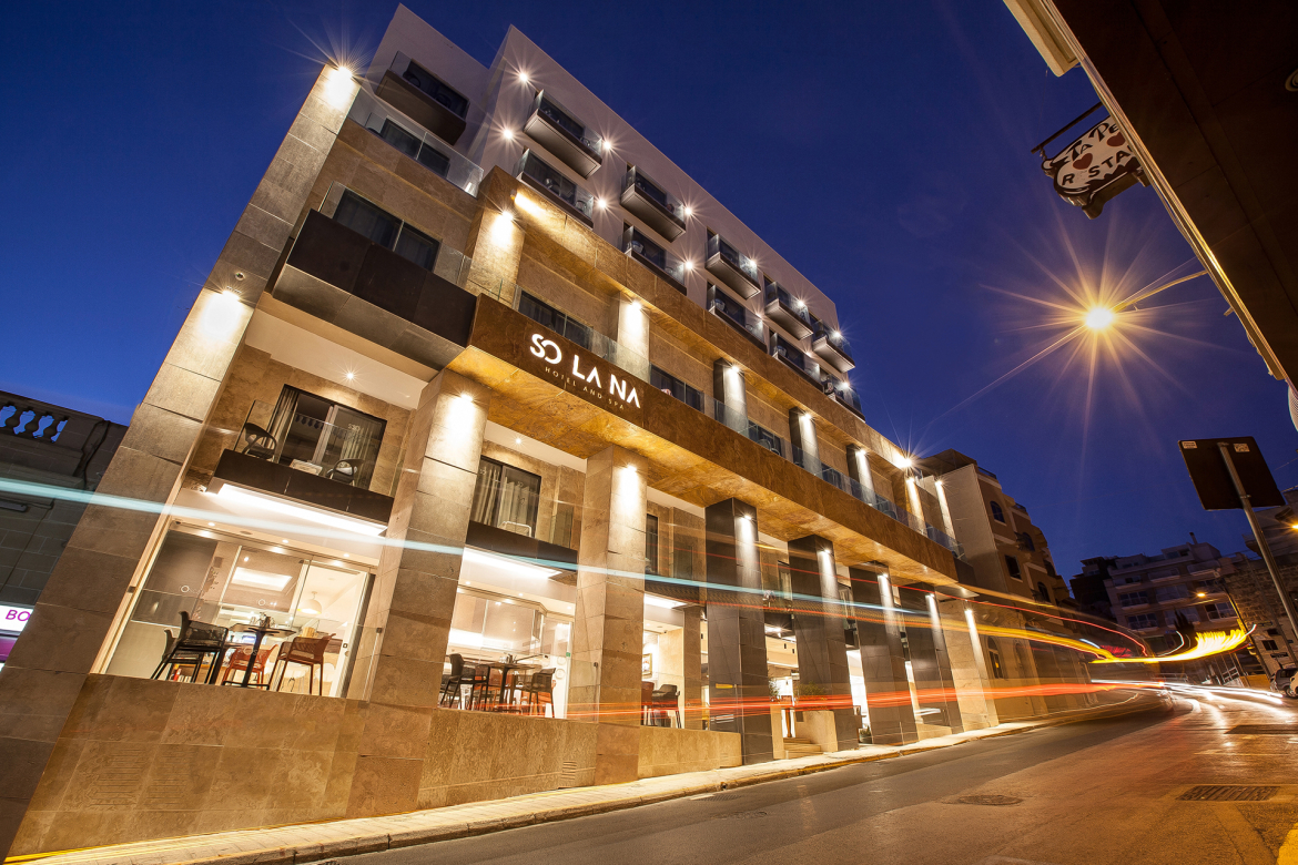 facade-1.jpg